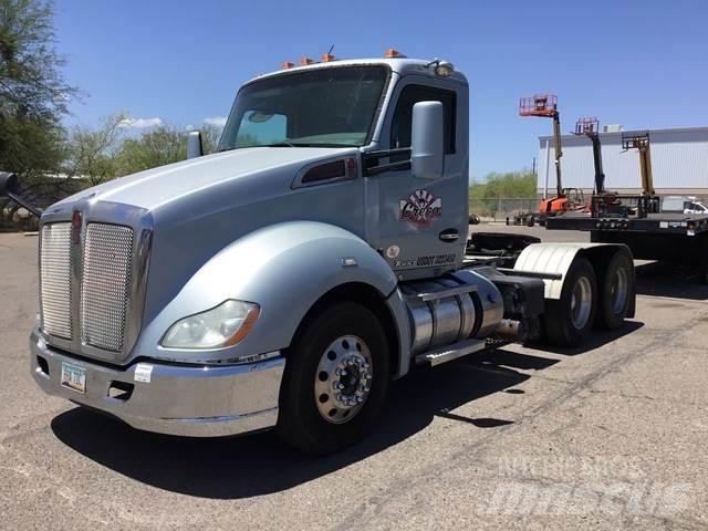 Kenworth T-680 Naudoti vilkikai