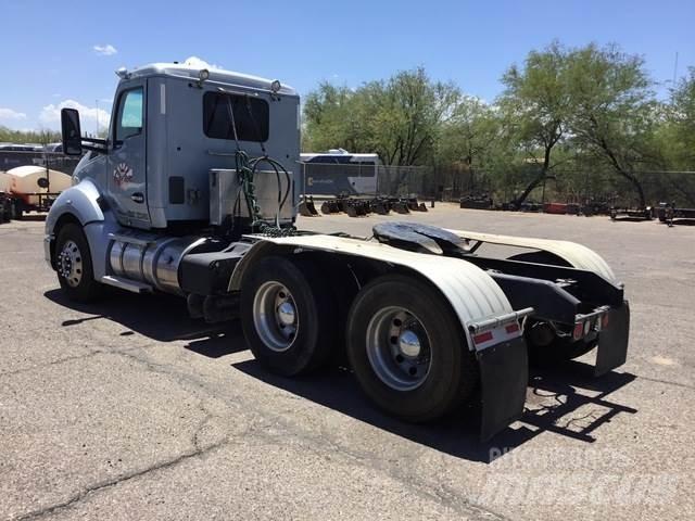 Kenworth T-680 Naudoti vilkikai