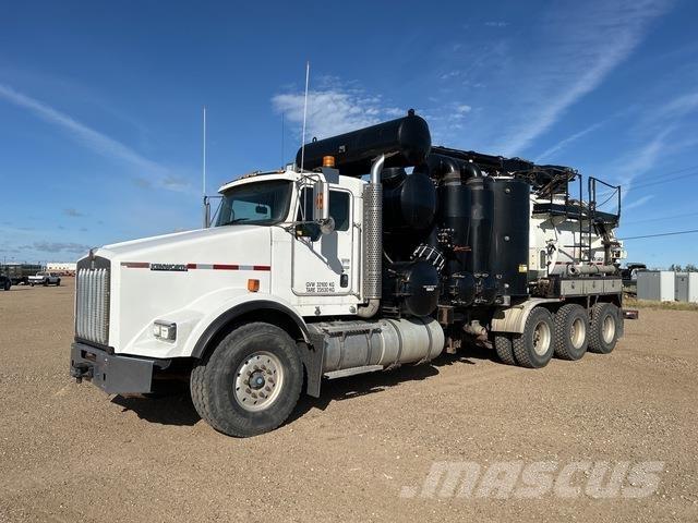 Kenworth T-800 Vikšriniai ekskavatoriai