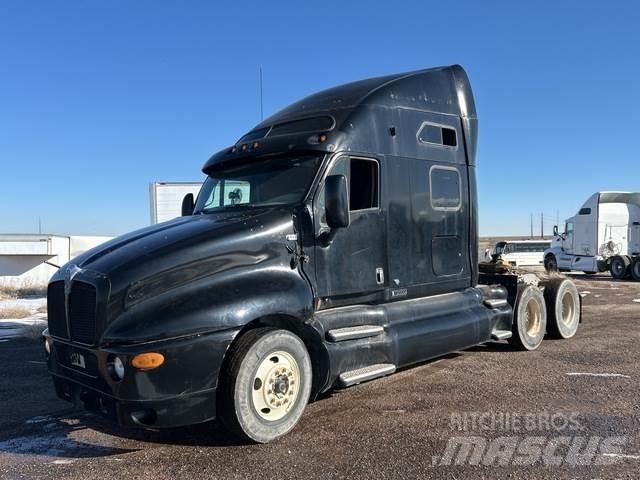 Kenworth T2000 Naudoti vilkikai