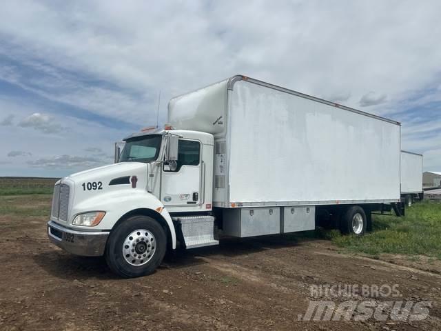 Kenworth T270 Sunkvežimiai su dengtu kėbulu