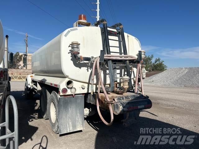 Kenworth T300 Vandens sunkvežimiai