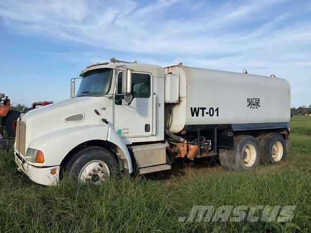 Kenworth T300 Vandens sunkvežimiai