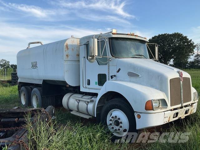 Kenworth T300 Vandens sunkvežimiai