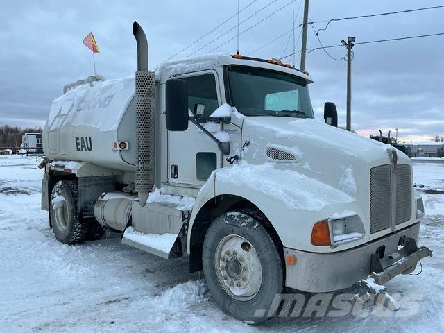 Kenworth T300 Vandens sunkvežimiai