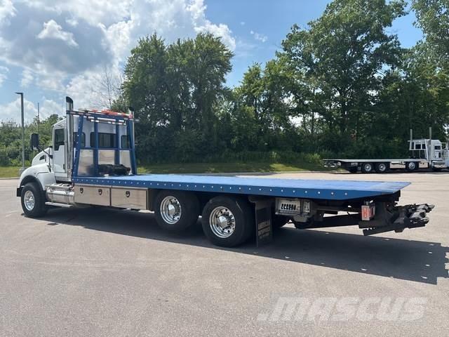 Kenworth T440 Pagalbos kelyje automobiliai