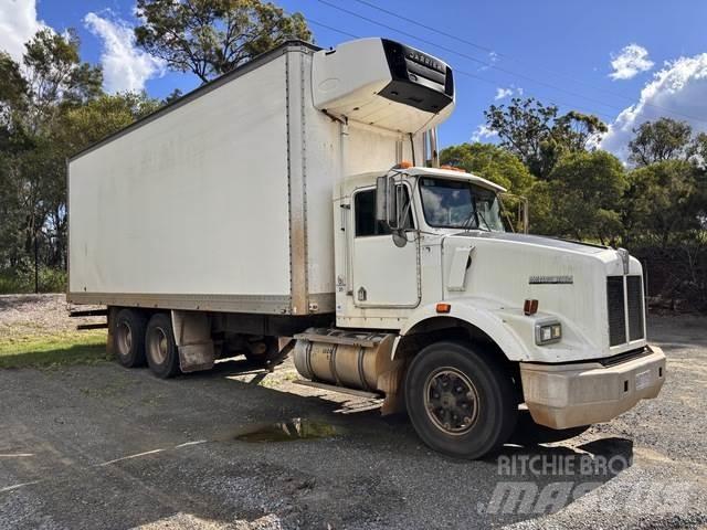 Kenworth T450 Sunkvežimiai su dengtu kėbulu