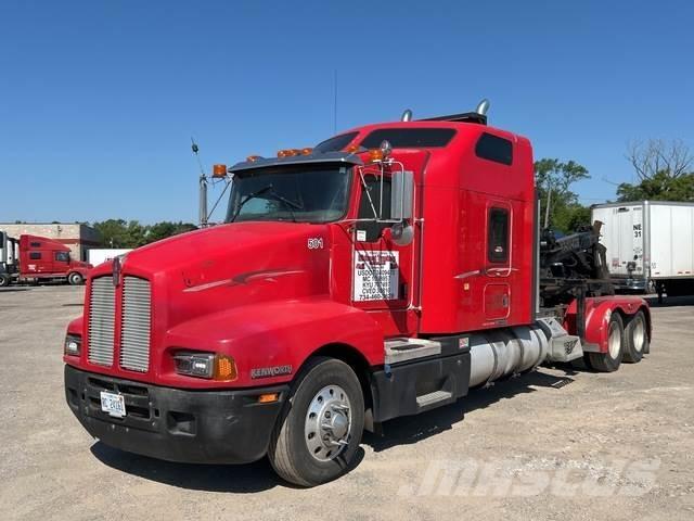 Kenworth T600 Pagalbos kelyje automobiliai