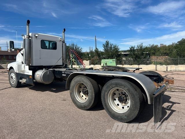 Kenworth T600 Naudoti vilkikai