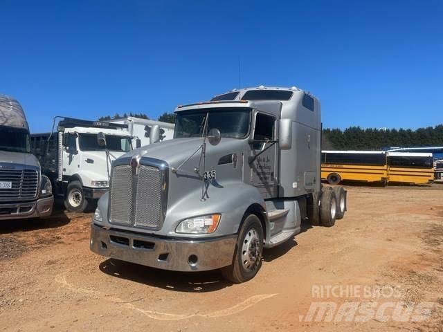 Kenworth T660 Naudoti vilkikai