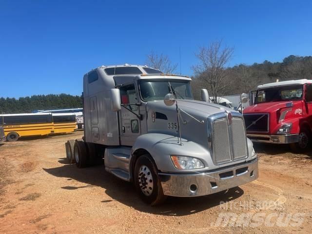 Kenworth T660 Naudoti vilkikai