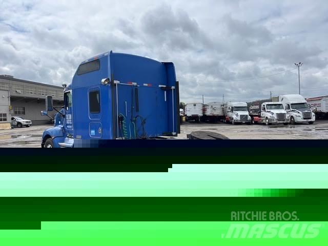Kenworth T660 Naudoti vilkikai