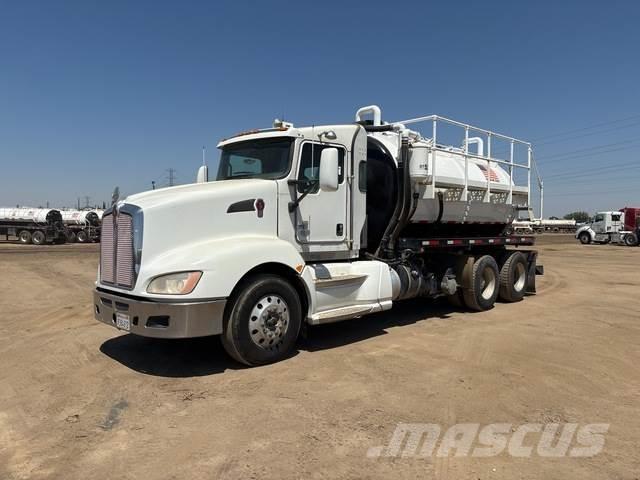 Kenworth T660 Kombinuotos paskirties / vakuuminiai sunkvežimiai
