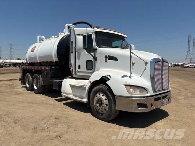 Kenworth T660 Kombinuotos paskirties / vakuuminiai sunkvežimiai