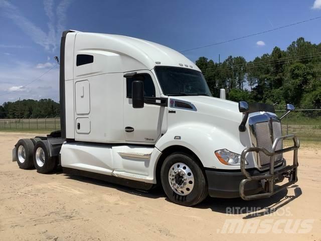 Kenworth T680 Naudoti vilkikai