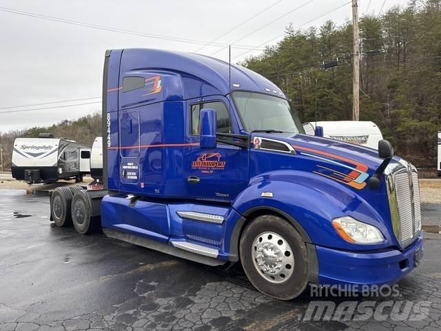 Kenworth T680 Naudoti vilkikai