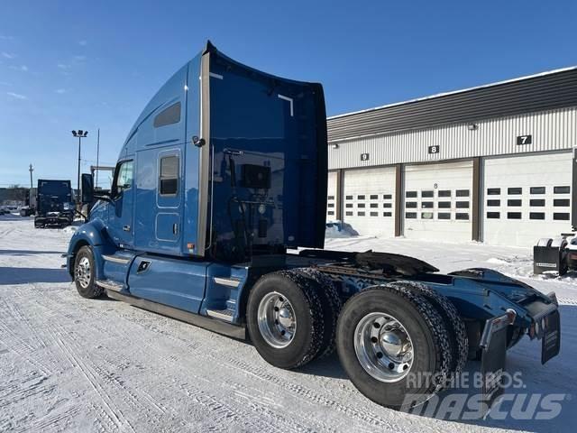 Kenworth T680 Naudoti vilkikai
