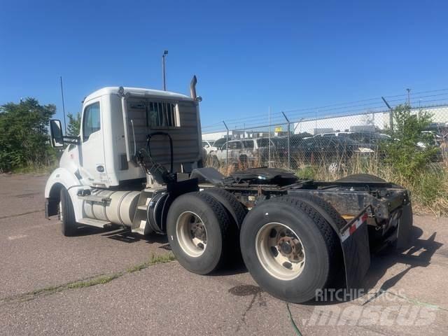 Kenworth T680 Naudoti vilkikai