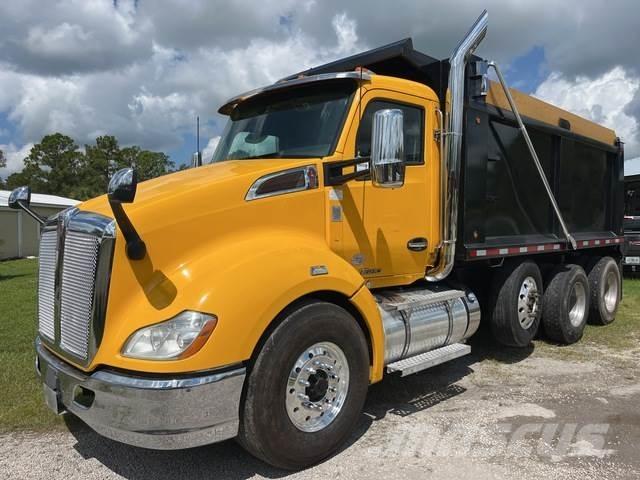 Kenworth T680 Savivarčių priekabų vilkikai