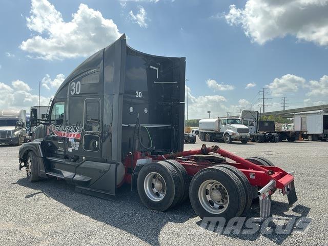 Kenworth T680 Naudoti vilkikai