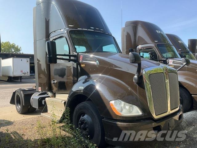 Kenworth T680 Naudoti vilkikai
