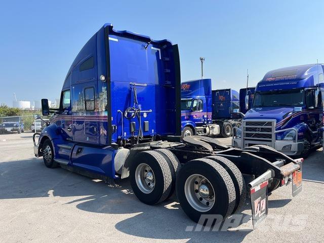 Kenworth T680 Naudoti vilkikai