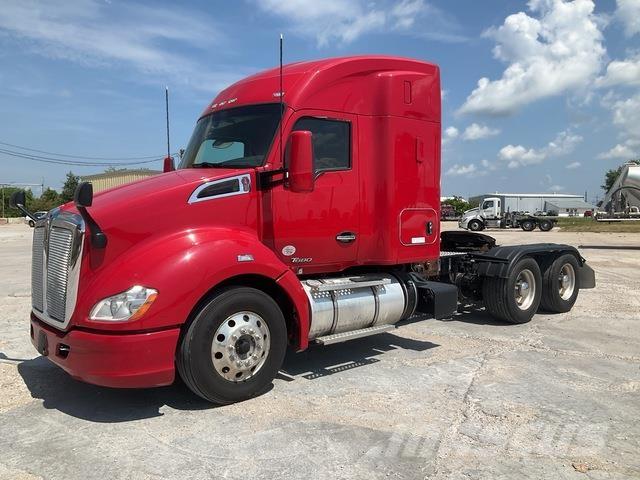 Kenworth T680 Naudoti vilkikai