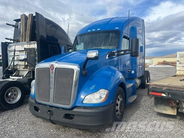 Kenworth T680 Naudoti vilkikai