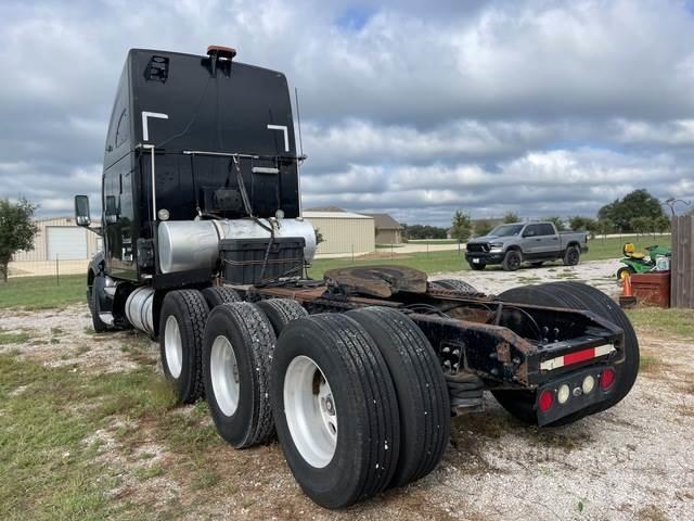 Kenworth T700 Naudoti vilkikai