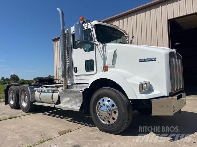 Kenworth T800 Naudoti vilkikai