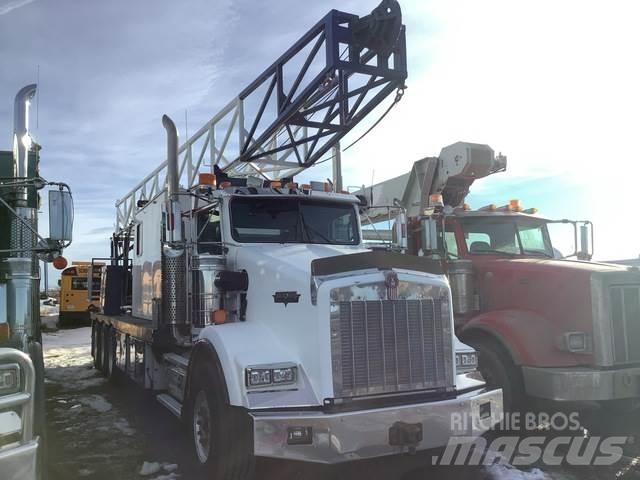Kenworth T800 Statyba - Kita