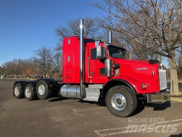 Kenworth T800 Naudoti vilkikai