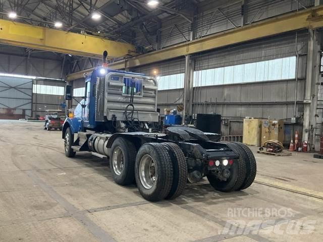Kenworth T800 Naudoti vilkikai