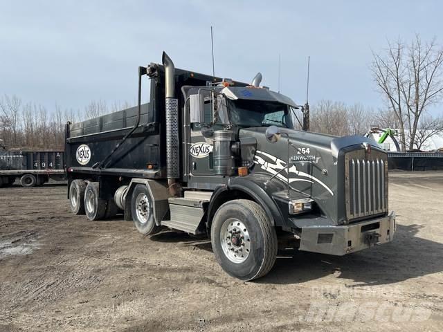 Kenworth T800 Savivarčių priekabų vilkikai