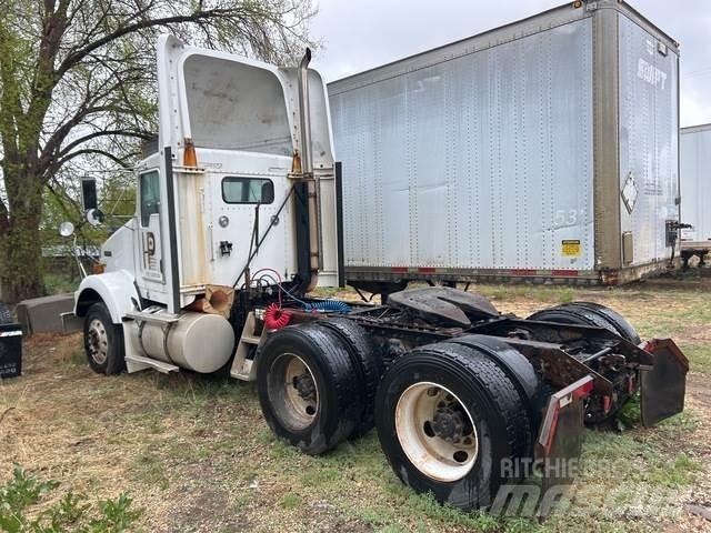 Kenworth T800 Naudoti vilkikai