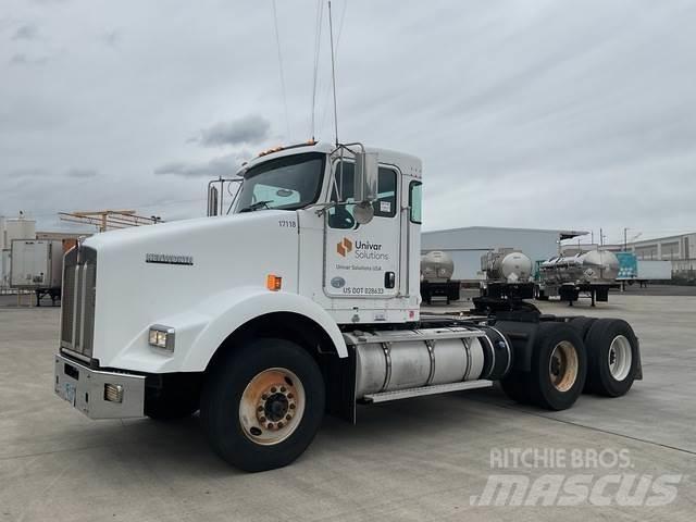 Kenworth T800 Naudoti vilkikai