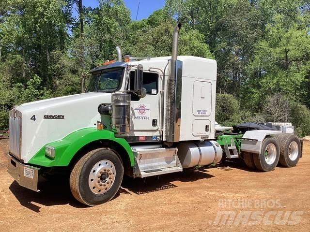 Kenworth T800 Naudoti vilkikai