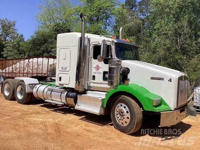 Kenworth T800 Naudoti vilkikai