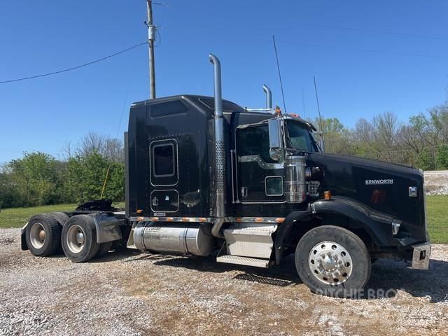 Kenworth T800 Naudoti vilkikai