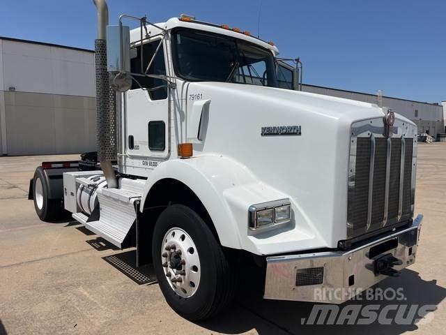 Kenworth T800 Naudoti vilkikai