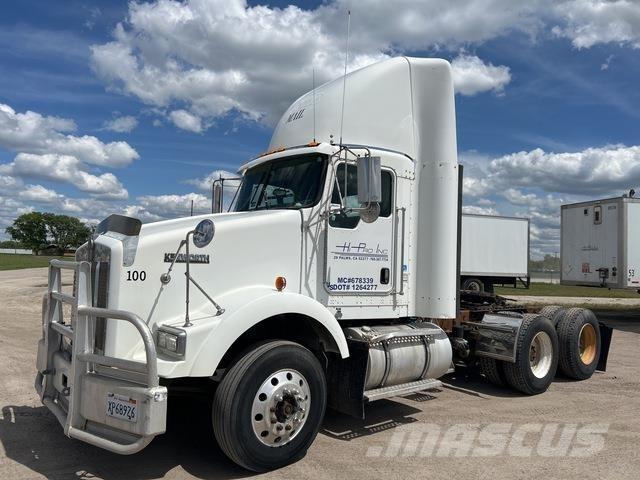 Kenworth T800 Naudoti vilkikai