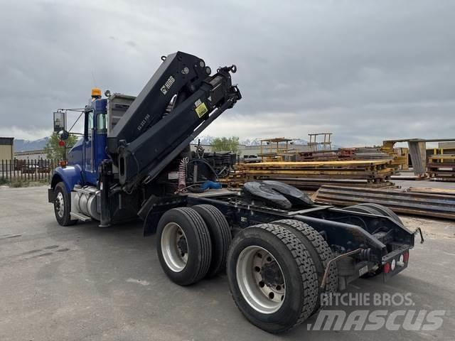 Kenworth T800 Statyba - Kita