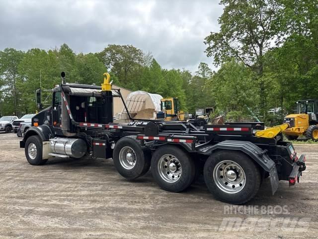 Kenworth T800 Sunkvežimiai su keliamuoju kabliu