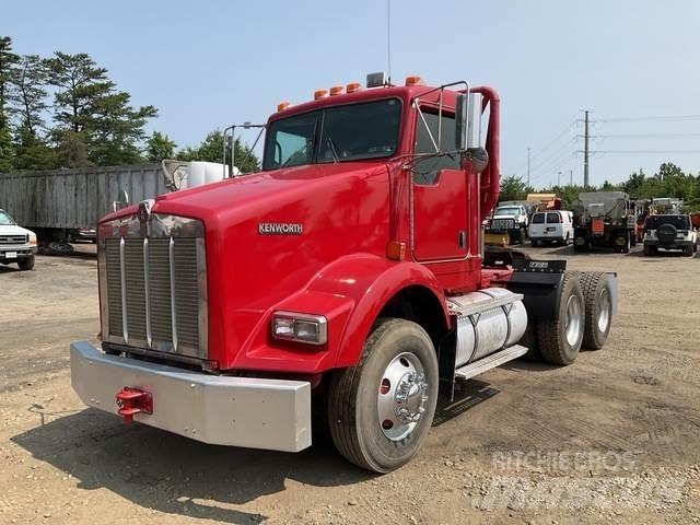 Kenworth T800 Naudoti vilkikai