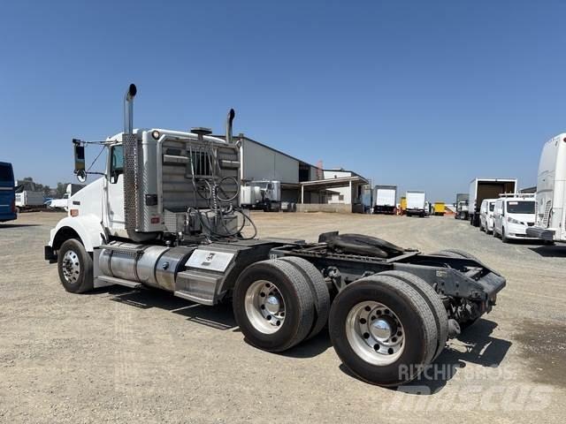 Kenworth T800 Naudoti vilkikai