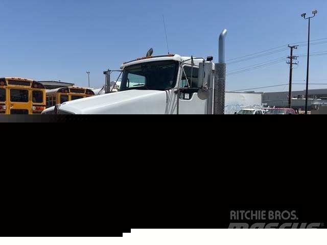 Kenworth T800 Naudoti vilkikai