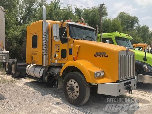 Kenworth T800 Naudoti vilkikai