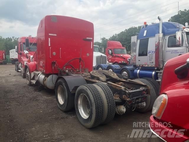 Kenworth T800 Naudoti vilkikai