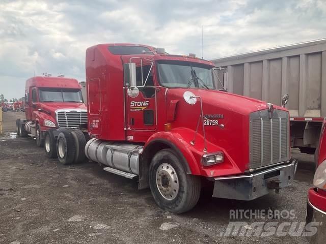 Kenworth T800 Naudoti vilkikai