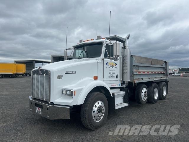 Kenworth T800 Savivarčių priekabų vilkikai